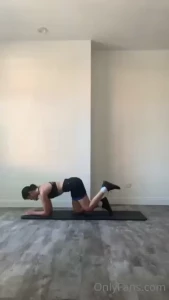 Happy hump day i m really excited to bring more fitness content back part 5