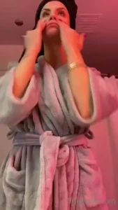 Press play to get ready with me to work from my bed