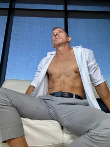 If you bite my nips or kiss my neck i promise to rip your fucking