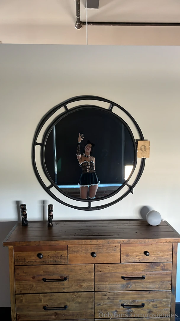 Sooo there s more i know you need to see and god it s so fucking 