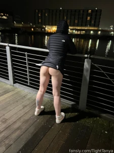 What s that coming over the hill hairy hairywomen hairyass public part 2