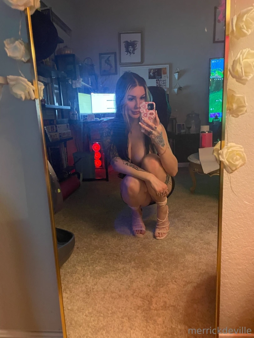 Do we like my new heels 