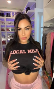 Your friendly neighborhood milf reporting for duty slide in my dms now