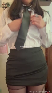 How do you guys like this outfit 3 part 3