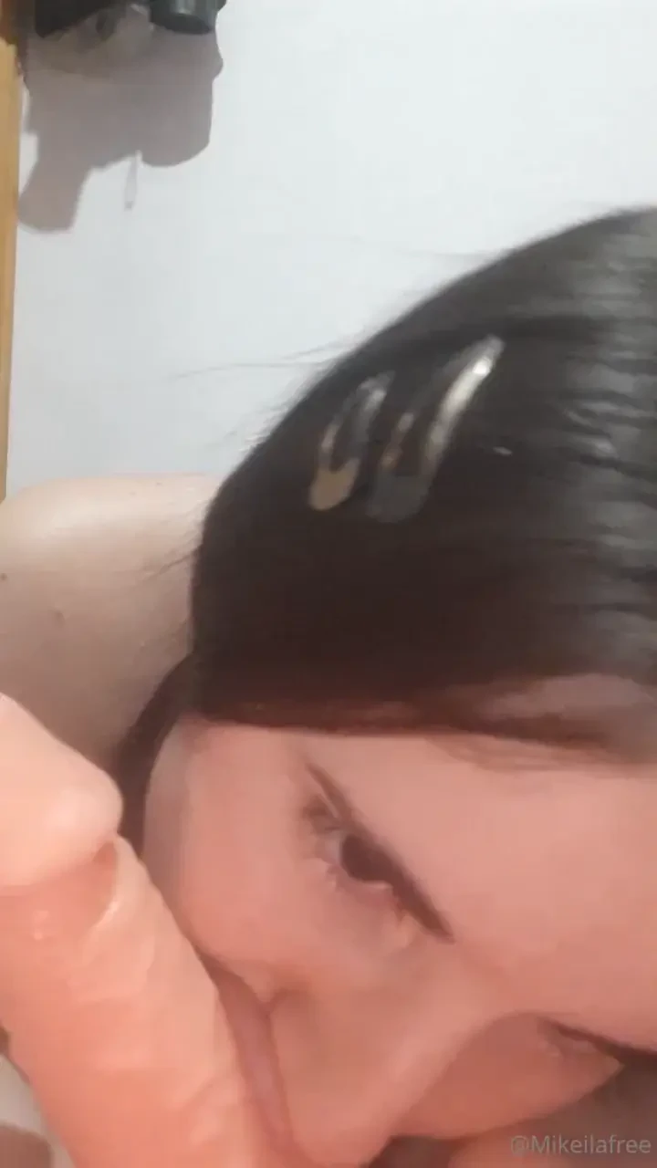 I love playing with my dildo i want you to enjoy how i imagine your 