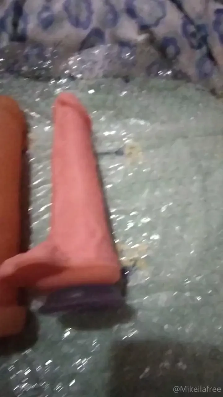 Tip of 10 gets 4 videos and 5 photos tip 20 6 videos and 8 photos plus part 1 