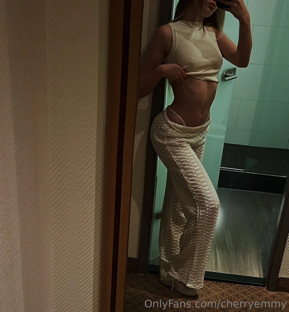 Wer m chte mich gerne ausziehen 