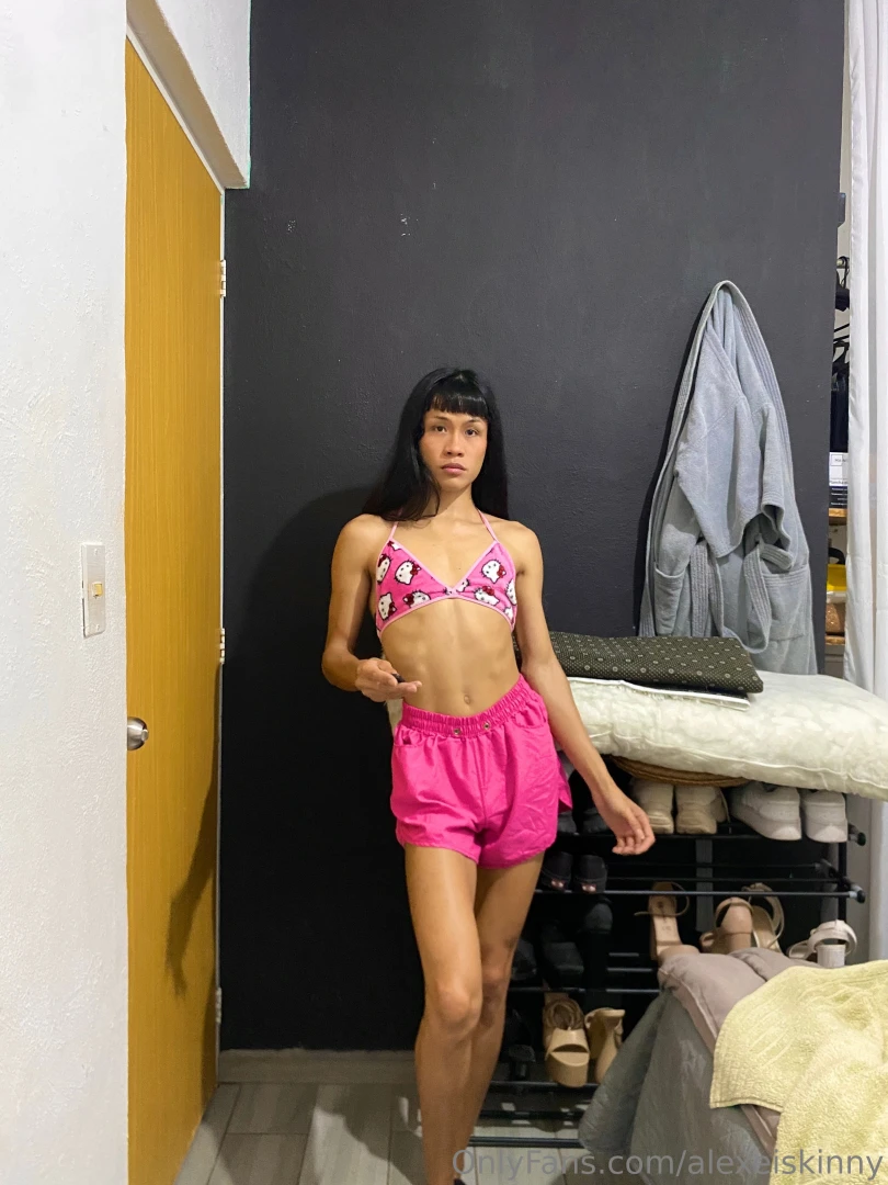 Now i need to take some beach pics with this outfit part 3 