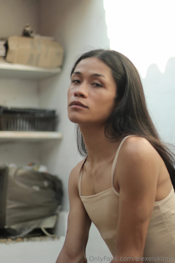 Piel morena cual canela 