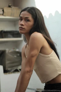 Piel morena cual canela part 1