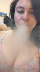 I m live chat me up i m feeling spunky