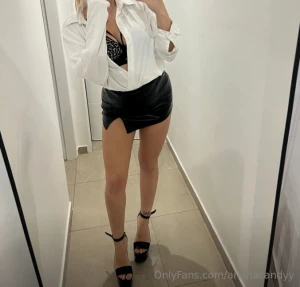 I m your office coworker do you pay my lunch