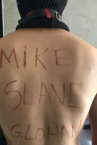 Somente desta vez vou usar batom na minha tela humana only this time