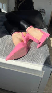 These pink heels will fit perfectly on your face