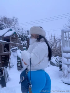 What do you think i m thinking about in this picture