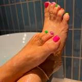 rainbowtoes7
