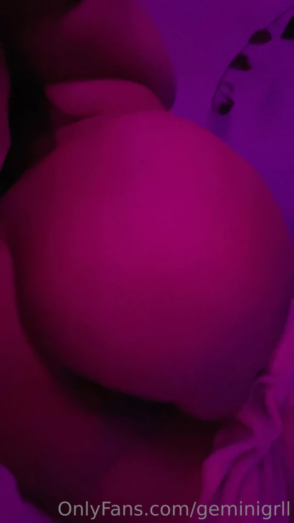 Good morning my loves i m going to get my nails done today and my one 