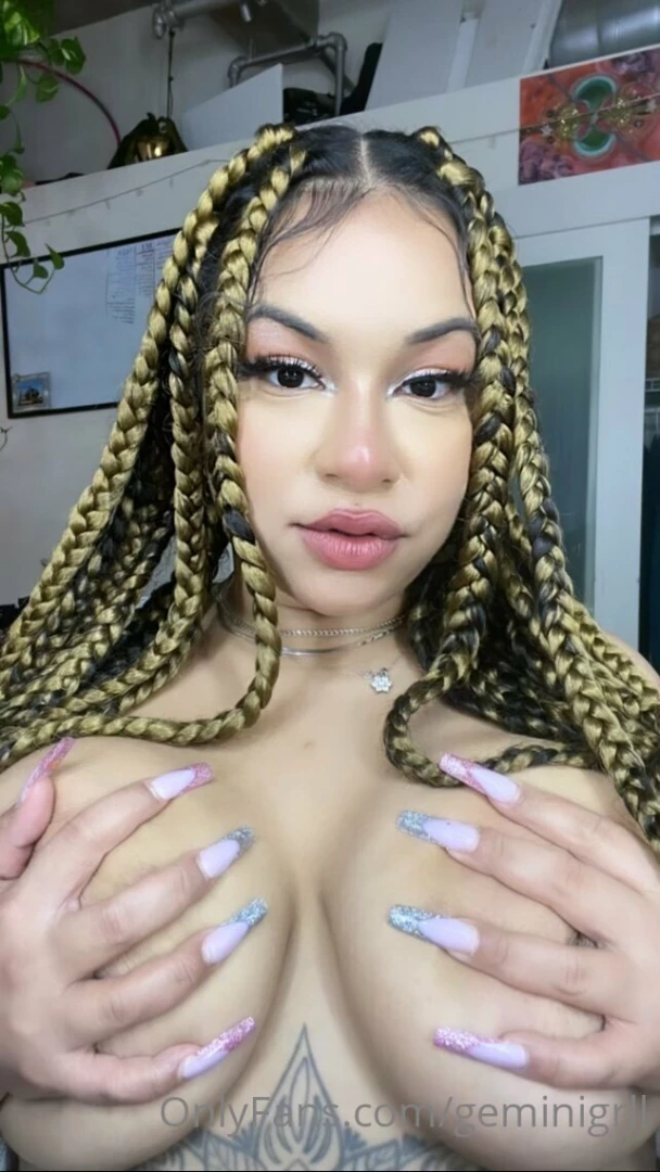 Pm me so you can see what s underneath 