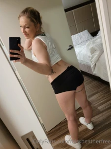 I m horny who wants to play part 2