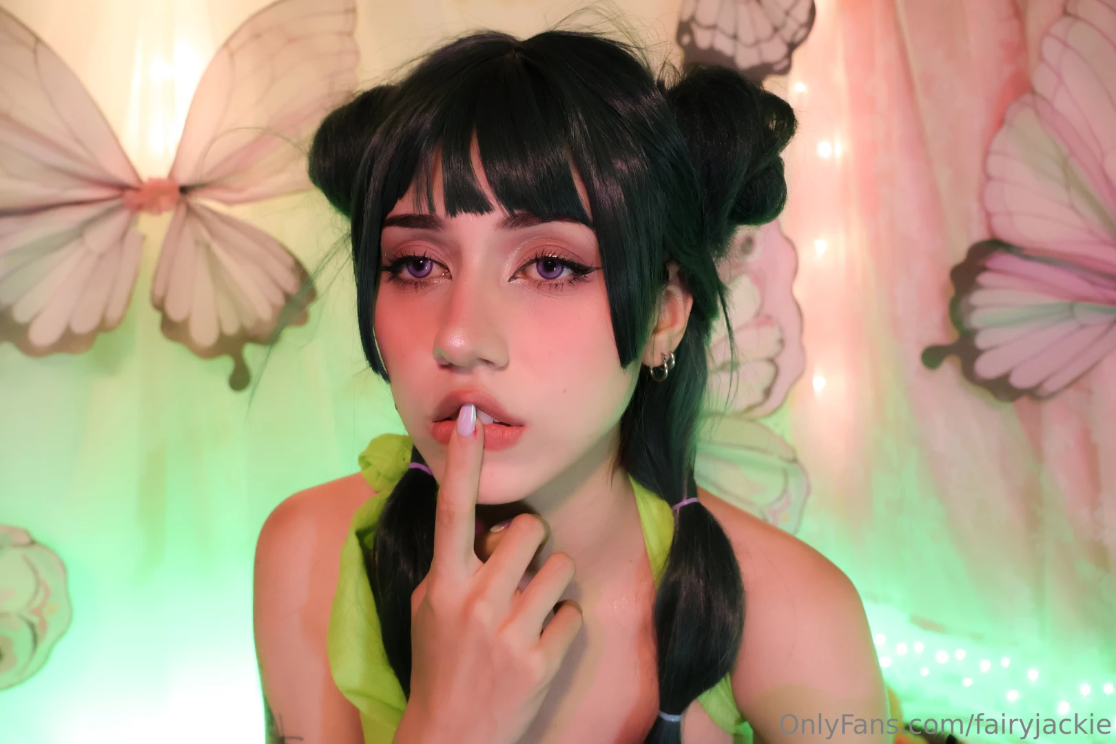 If you want all of the pictures dm me 