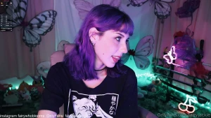 Swipe for the hottest pic ever