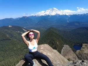 Nature s grandeur mt rainier s splendor and a sunny day pure bliss