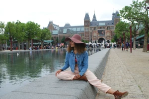 Amsterdam is full of the best cafes bisous