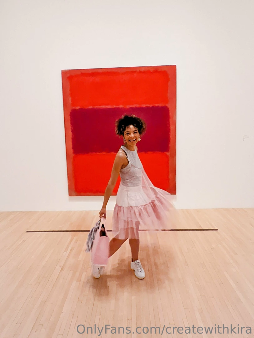 Dancing in front of rothko s no 301 love is in the air bisous 