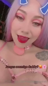 Estoy caliente mi baby juegas conmigo i m hot my baby you play with me