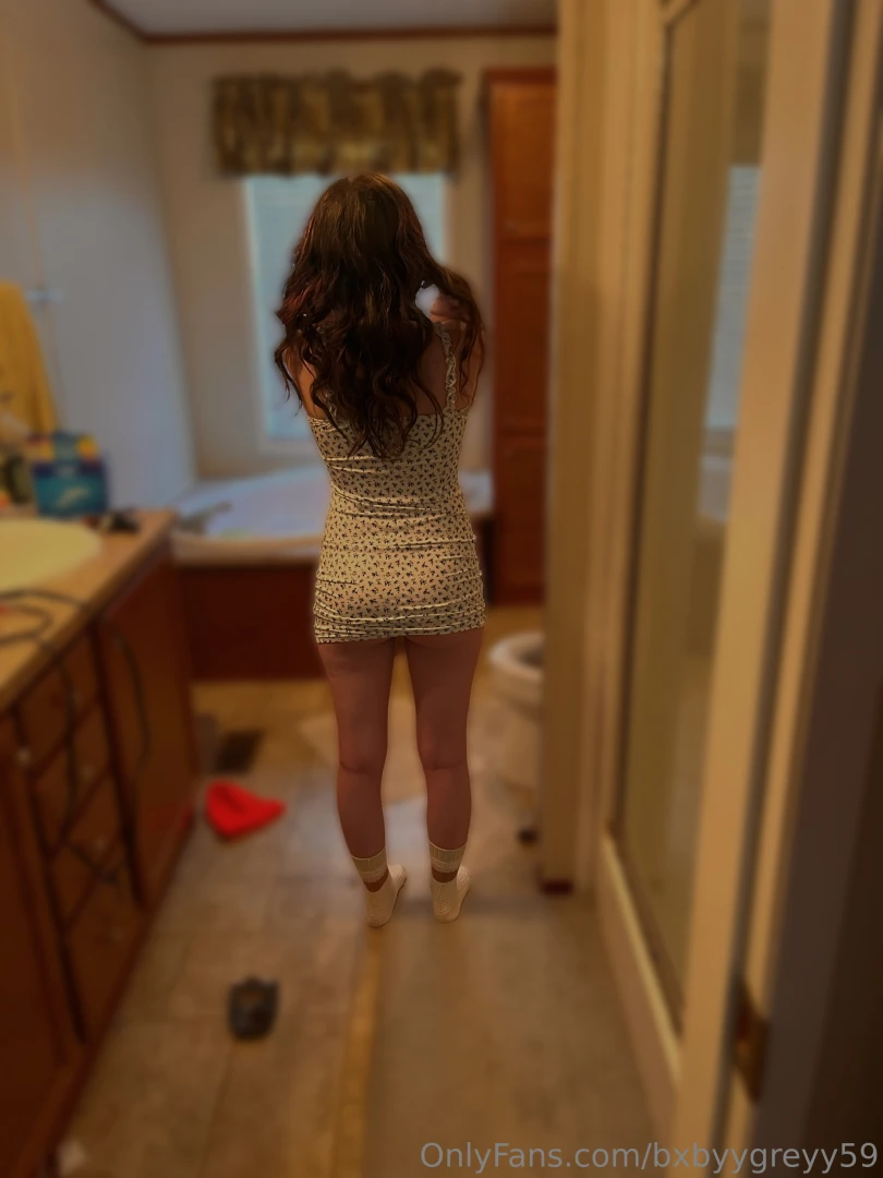 Would u let me sit in ur lap while wearing this part 1 