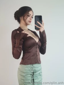More milf outfit