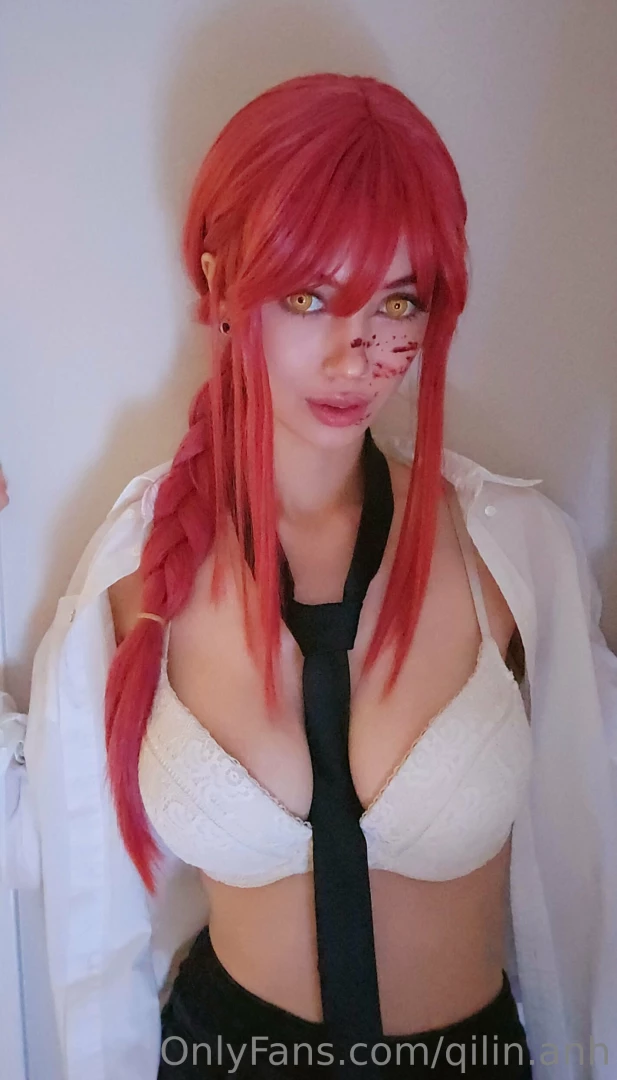 Makima photo dump i really like the manga chainsaw man my favorite 