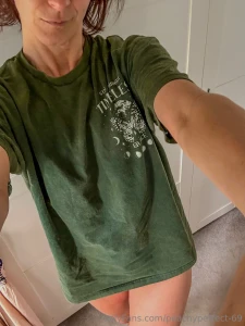 How s your sunday going i m only just getting dressed part 1