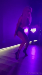 Do you wanna dance w me