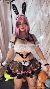 I wanna do content like this but with less clothing