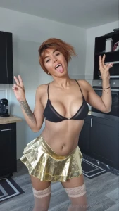 Lasst uns das weekend einleiten it s party time