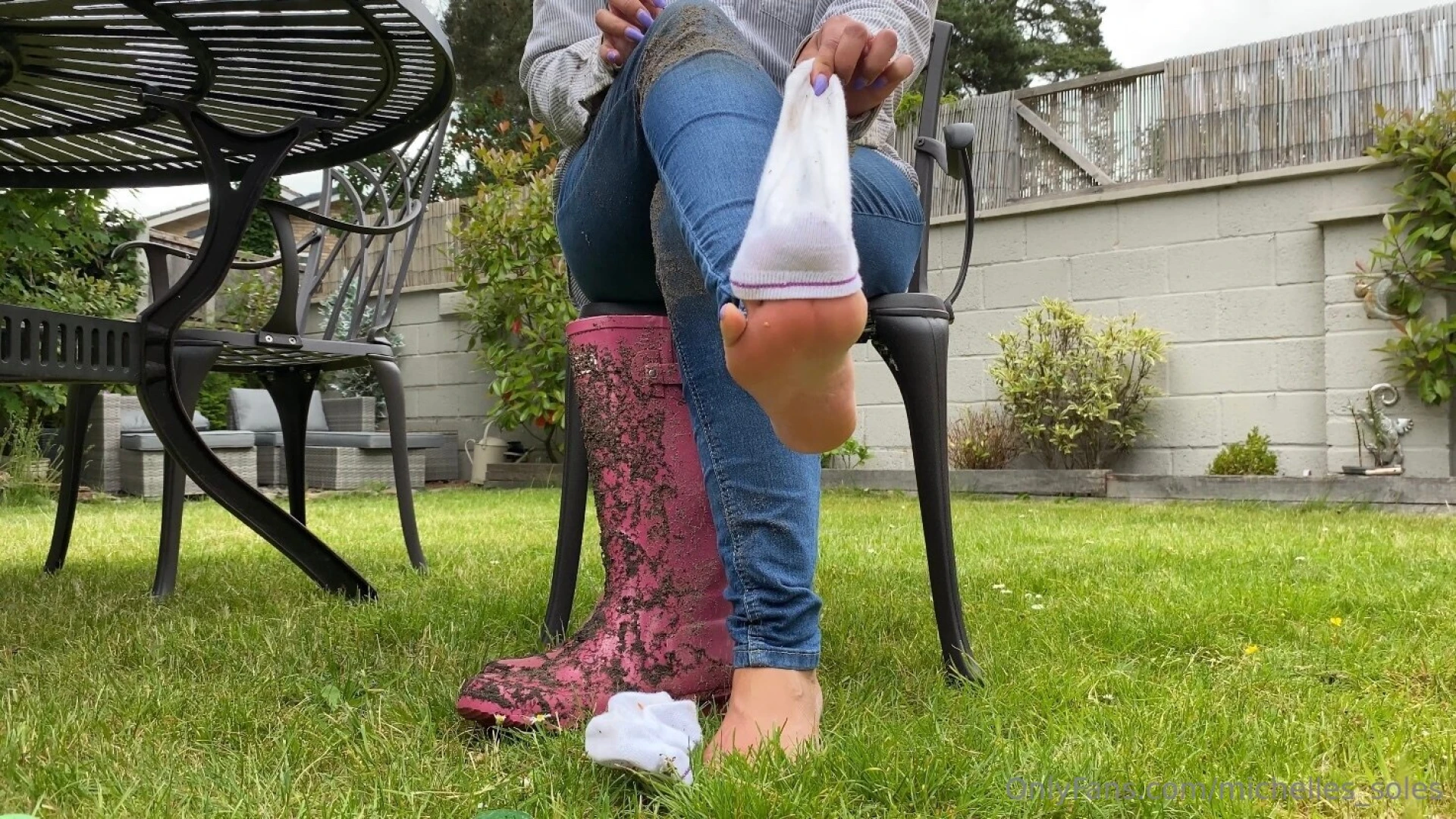 My feet were so tired after this would you have rubbed them for me 