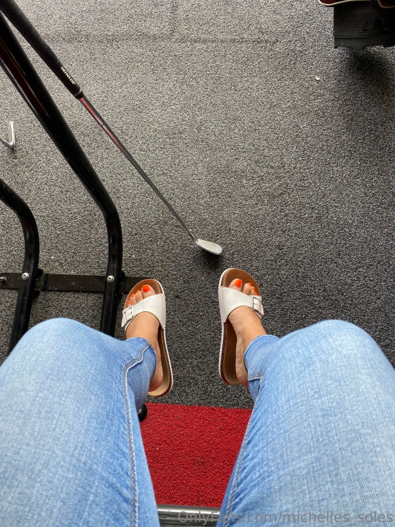 Let s talk how tall do you think i am can you tell how tall i am from 