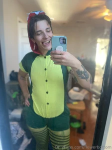 Rawrrrr check ur dms