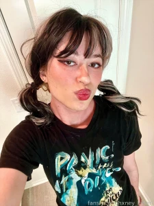 New deepthroat training vid coming tomorrow watch me go from pretty to part 2