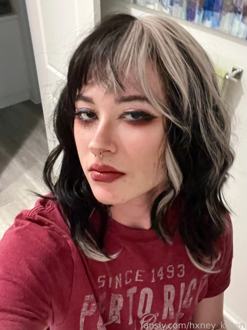 Felt cute today how do you like my makeup lt 3 also - filmed a new part 2 