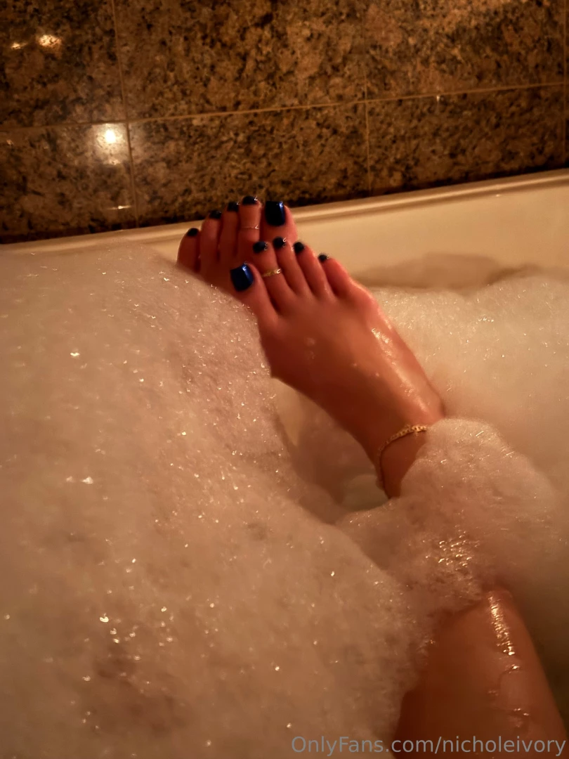 Bubble bath hour swipe for video 