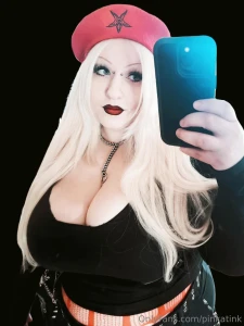 Hi babes here i am i m gonna start posting most soon pussy reveal