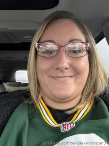 Looking good doing the wrestling mom thing