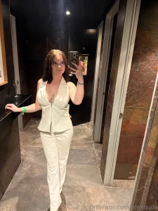 Do you like a business woman