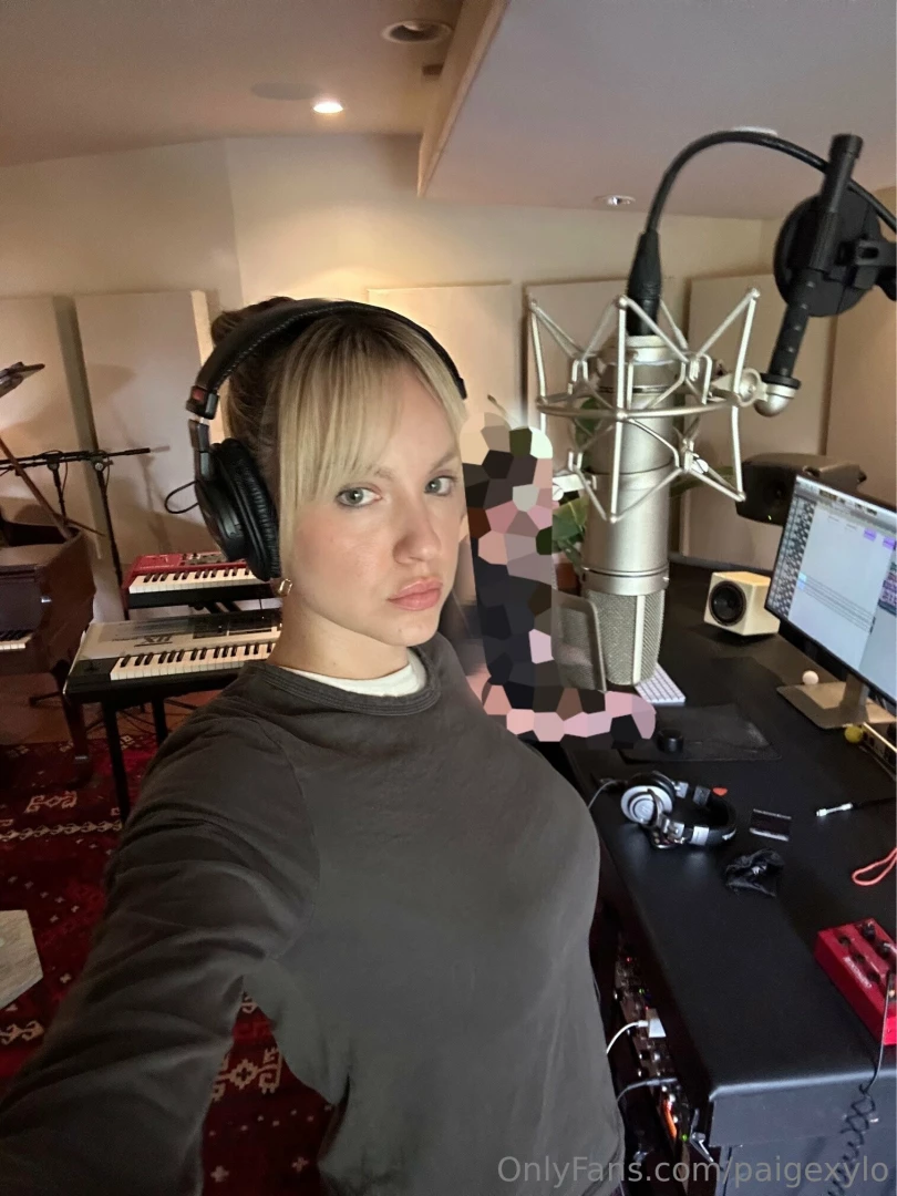 Been in the studio full time x part 1 