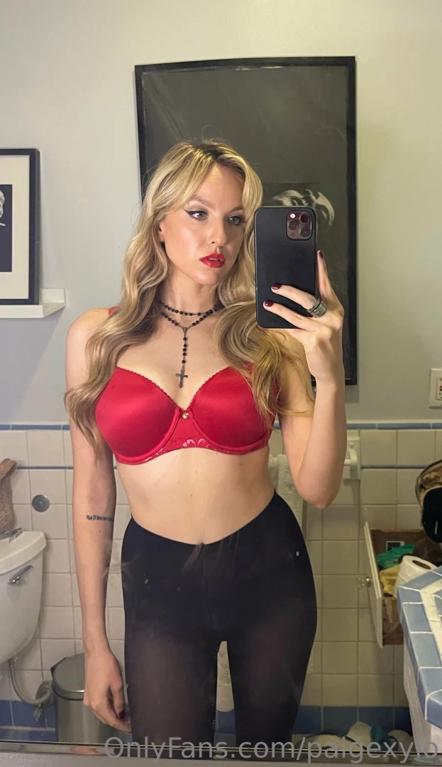 What s on your christmas list it better be me 