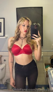 What s on your christmas list it better be me