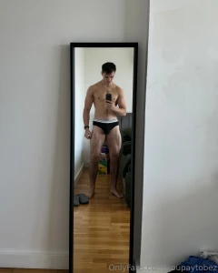 Don t let me catch you zooming in