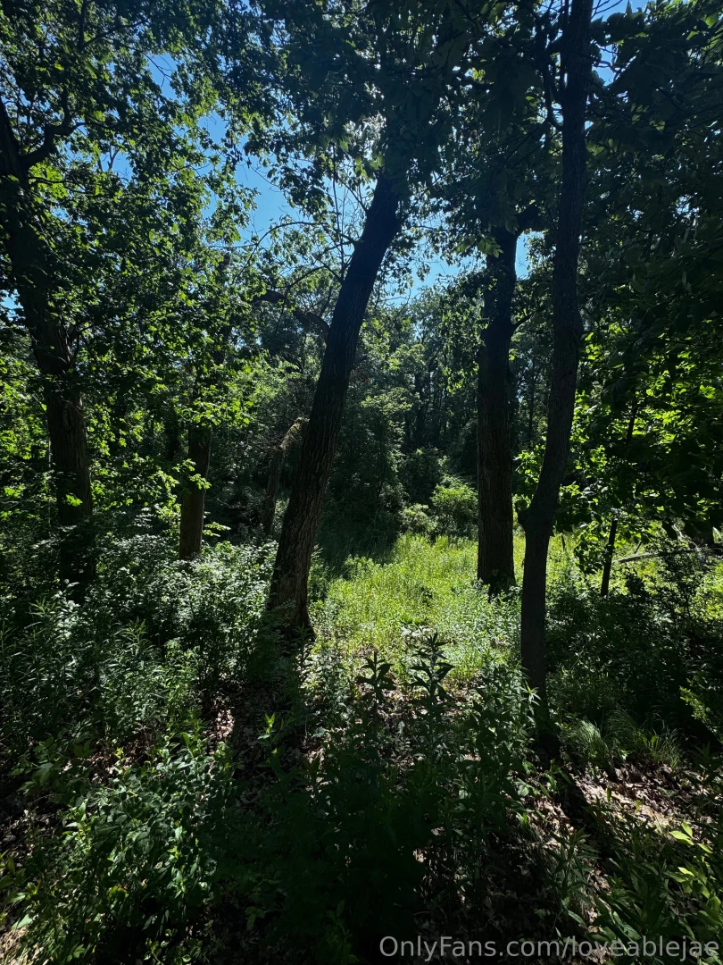 Yall want outside videos what content will you buy outside i ll start 